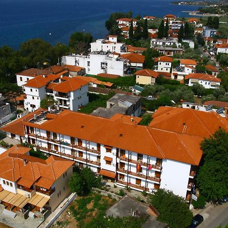 Izela Hotel Кала-Нера Экстерьер фото