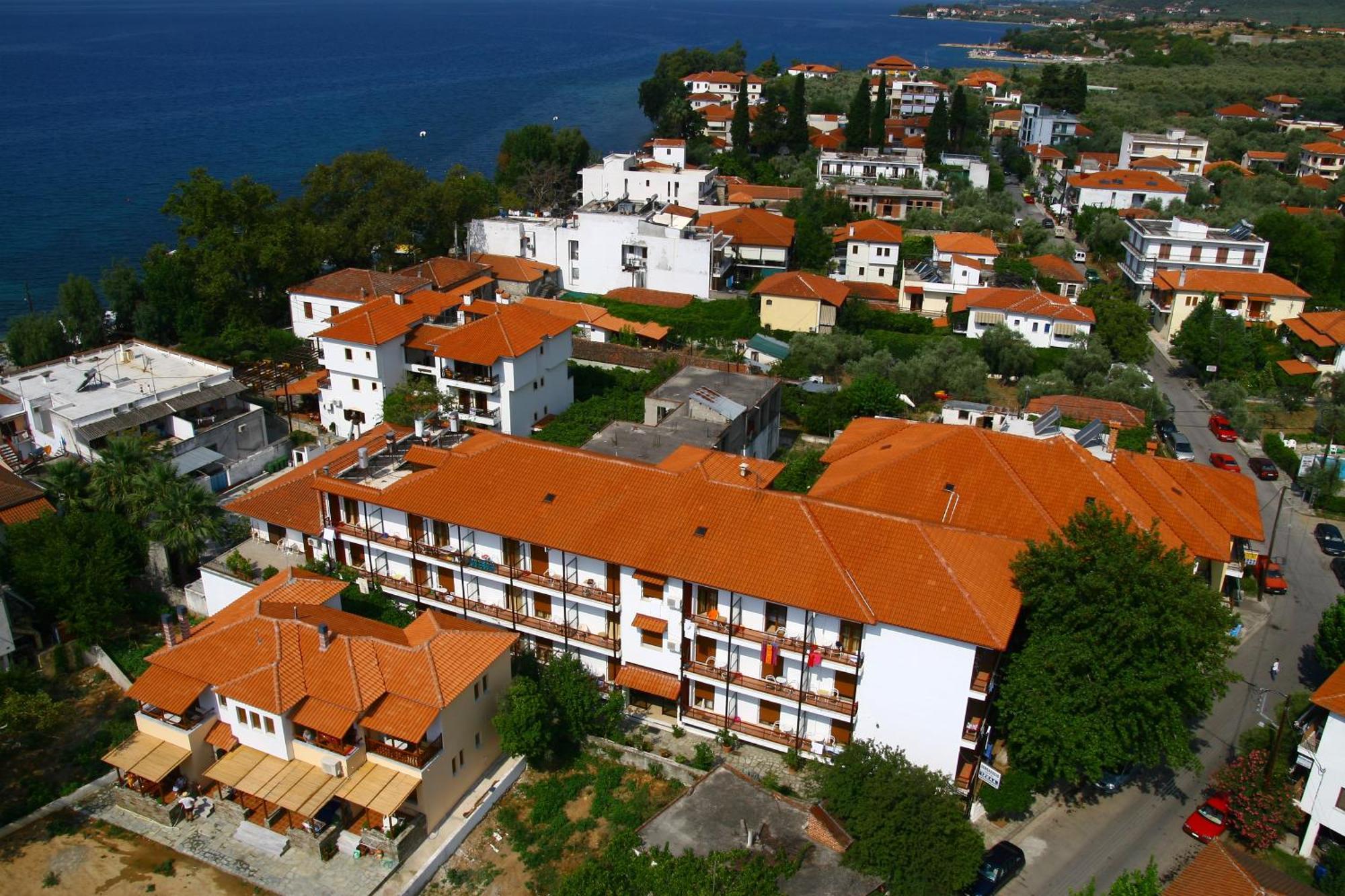 Izela Hotel Кала-Нера Экстерьер фото
