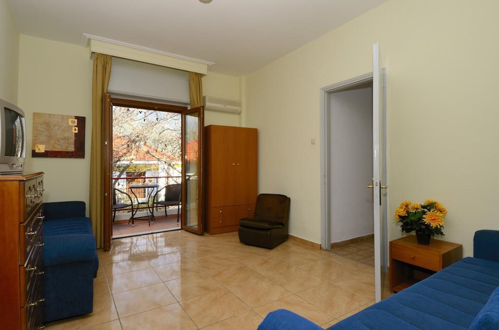 Izela Hotel Кала-Нера Экстерьер фото